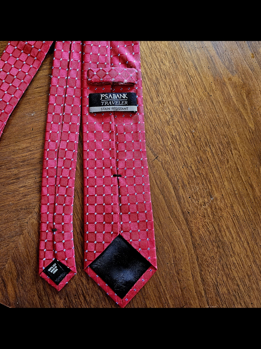 Jos A Bank Traveler Tie Men's Red Blue Geometric Square Stain Resistant Silk - Picture 4 of 11